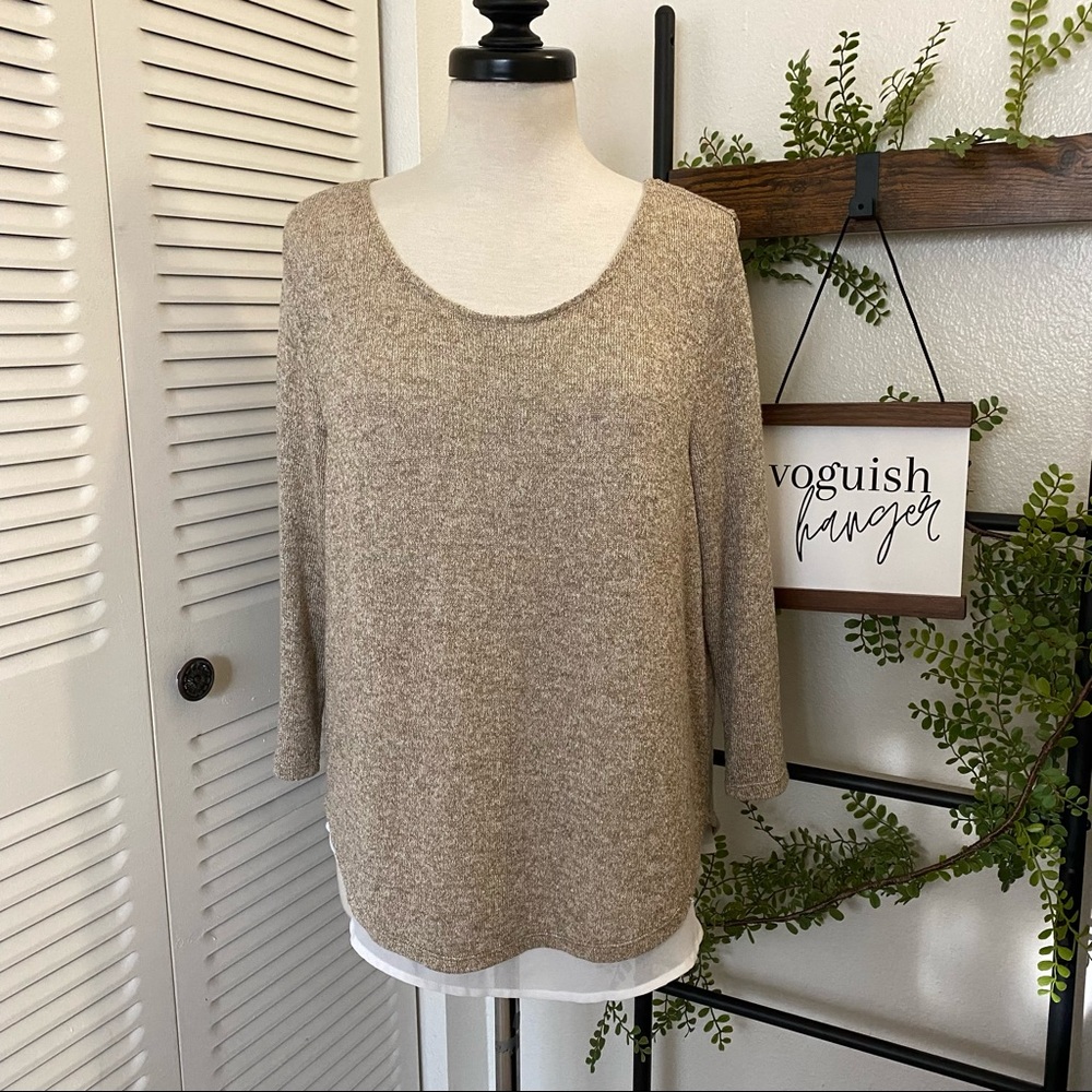 NY&Co|L|Soho Champagne Gold Thread 3/4 Sleeve Deep Crew Neck Lined Blouse